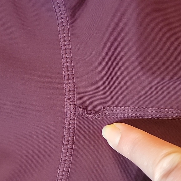 Lululemon Crop 19"  Maroon Cassis   Size 10 - Picture 6 of 10
